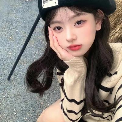 奇怪的她